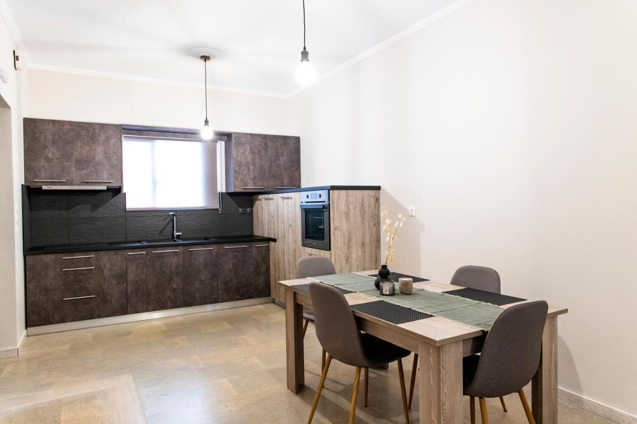 Walnut Home Apartment Near Ancient Olympia Крестена Экстерьер фото